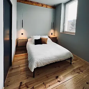 Elégant Et Moderne Appartement